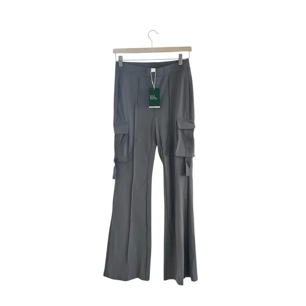 HALARA High Waisted Gray Women's Flare Cargo Pants Leggings M Petite NWT